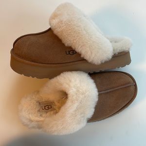Ugg Disquette Platform Slippers